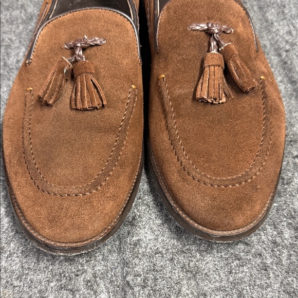 Elegant Brown Tassel Loafers for Men - Picture 6 of 9